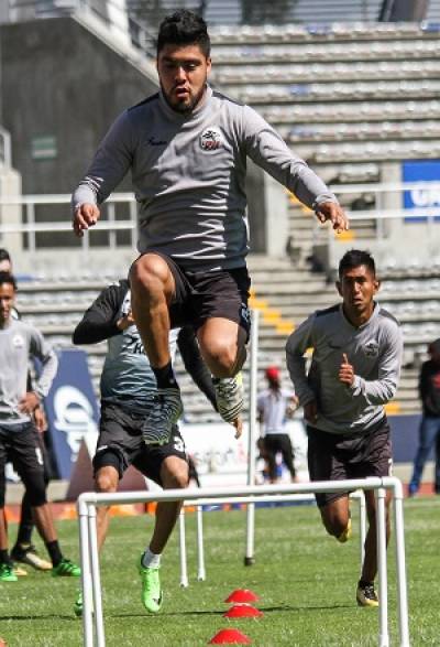 Lobos BUAP enfrenta a Veracruz en duelo clave por el descenso