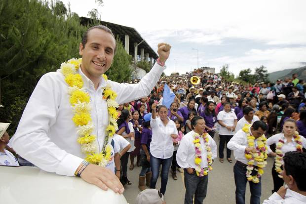 Mario Riestra cierra campaña al Senado cerca de los poblanos