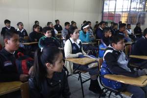 Alumnos de Puebla, primer lugar en Matemáticas de la Prueba Planea