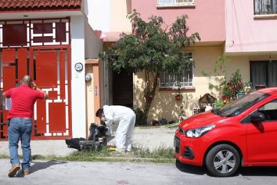 Mujer mató a su madre y apuñaló a su hija en Rinconada Los Arcos