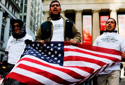 Presentan hijos de poblanos que emigraron a Estados Unidos problemas de adicciones y depresión