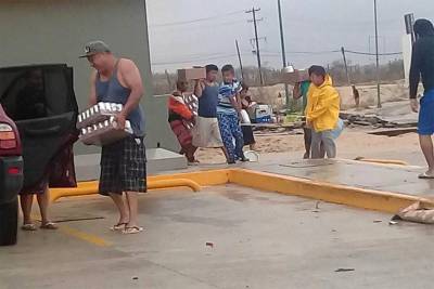 Reportan primeros actos de rapiña en Los Cabos