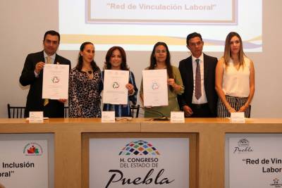 SEDIF Puebla recibe galardón por sus políticas de inclusión laboral