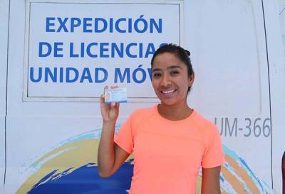 Unidades móviles de expedición de licencias estarán en siete municipios de Puebla