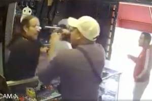 VIDEO: Así asaltaron una tienda de reparación de guitarras en Prados Agua Azul
