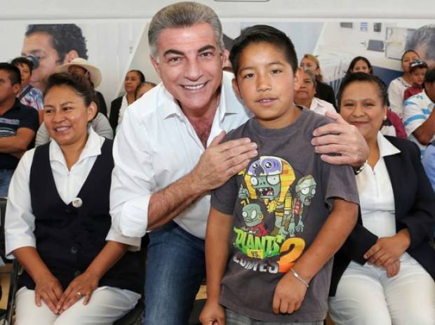 Gobierno de Puebla mantendrá exámenes médicos a menores hasta el 19 de mayo