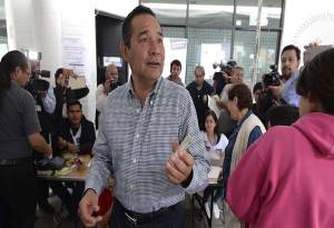 Luis Miranda hace el ridículo; se queda sin votar en elección del Edomex
