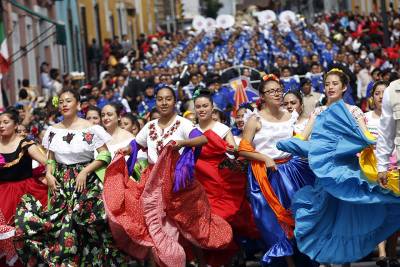 VIDEO: Así fue el desfile del 207 aniversario de la Independencia en Puebla