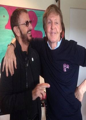 Paul McCartney y Ringo Starr grabaron nuevo tema We’re on the road again