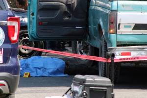 FOTOS/VIDEOS: Conductor muere baleado en intento de asalto en Granjas Puebla