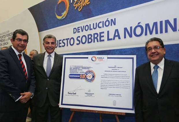 Gobierno de Puebla firma devolución del 1% del ISN a empresarios