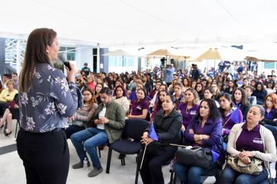 Estudiantes tendrán todo el apoyo: Martha Erika Alonso