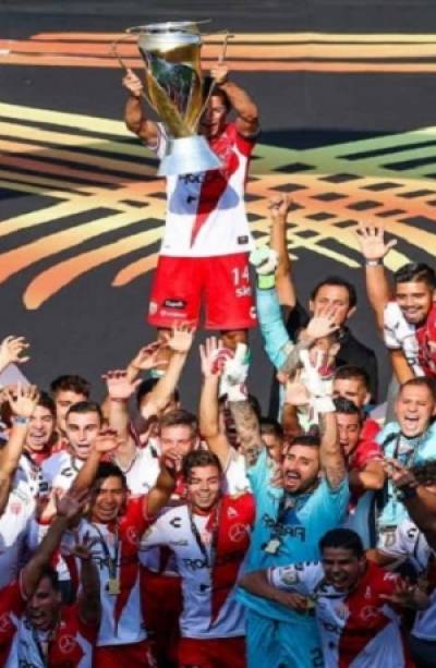 Necaxa es campeón de la Supercopa MX tras vencer a Monterrey