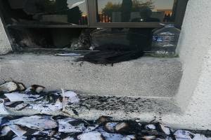 Prenden fuego a oficinas del IMSS San Bartolo; autoridades indagan los hechos