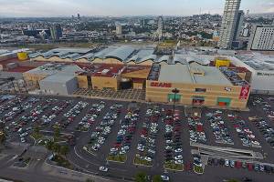 Centros comerciales de Puebla reportaron alta afluencia en Semana Santa