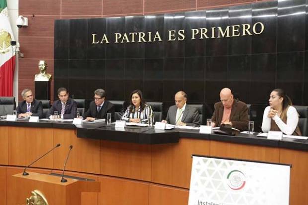 Senadores exigen transparencia en investigaciones del helicopterazo en Puebla