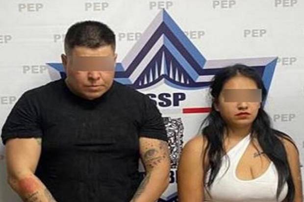 Pareja de narcomenudistas del &quot;Pelón del Sur&quot; es detenida en Puebla