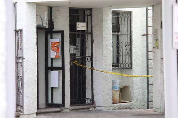 Maleantes atracan farmacia de la Clínica 7 IMSS San Bartolo