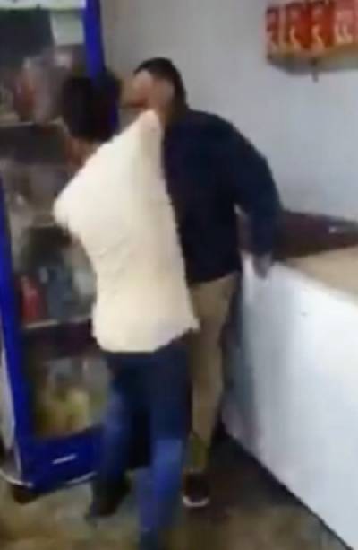 VIDEO: Buscan a sujeto que golpeó a joven con Síndrome de Down en CDMX