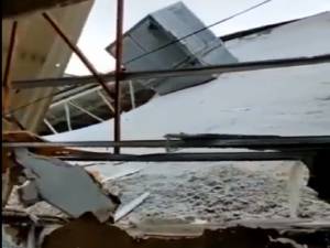 VIDEOS: Cae techo de Soriana CDMX tras granizada