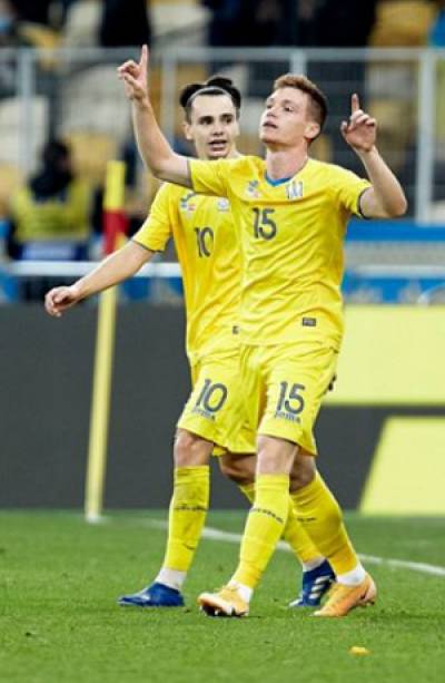 Ucrania ganó por primera ocasión a España; 1-0 el marcador