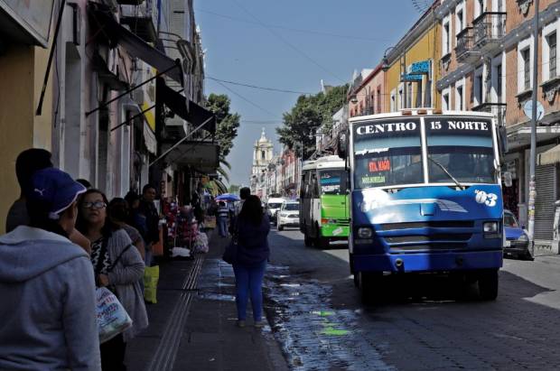 Comerciantes establecidos se oponen a que el transporte se vaya a la 20 y 22 Poniente