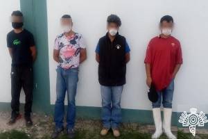 Policía Estatal detiene a huachicoleros con más de 300 dosis de droga en Tepeaca