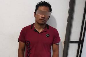 Sujeto en posesión de droga fue detenido en Xicotepec de Juárez
