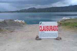 Detienen a ex alcalde de Tepeyahualco por daños a laguna de Alchichica