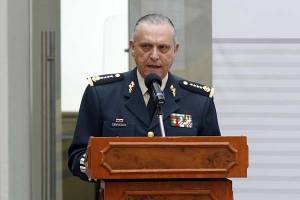FGR exonera al general Cienfuegos