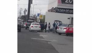 Policías de Karina Pérez Popoca cobran derecho de piso a taxistas y piratas en San Andrés, acusan