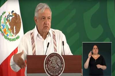 En la mañaneras de AMLO traductores de lenguaje de señas se equivocan e inventan