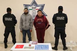Cómplices de &quot;El Moco&quot; son detenidos en Chignahuapan con 102 dosis de droga