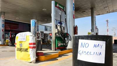 Sube gasolina 2 pesos en el Bajío por desabasto