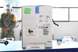 Puebla recibe este martes 24 mil 525 vacunas anti COVID-19