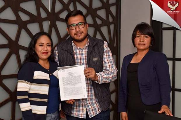 Ayuntamiento de Cuautlancingo signa convenio de colaboración con el ICATEP