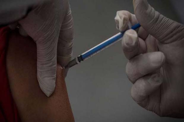 Mexicana de 75 años muere 15 minutos después de recibir vacuna de Sinovac