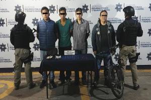 Cayó banda de narcomenudistas con más de 100 dosis de droga en Puebla