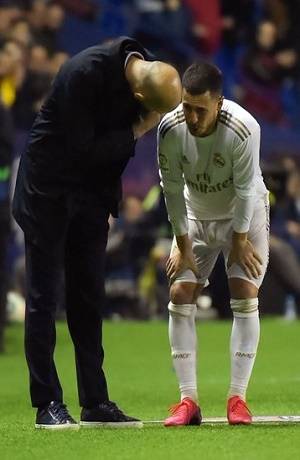 Eden Hazard estará fuera dos meses del Real Madrid