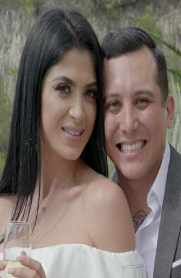 Edwin Luna, vocalista de La Trakalosa de Monterrey, se casó por el civil