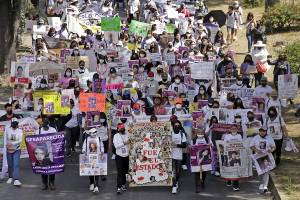 FOTOS: Voz de los Desaparecidos y mujeres universitarias también se movilizan por el 8M