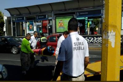 Peatón provocó que RUTA frenara de improviso; dejó 5 pasajeros lesionados