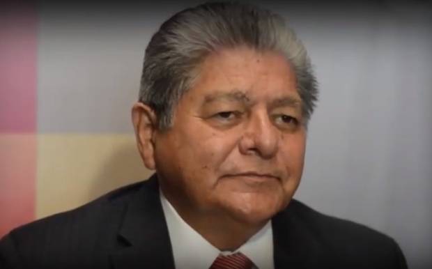Sucesor de Romero Deschamps amaga con paro de labores en Pemex