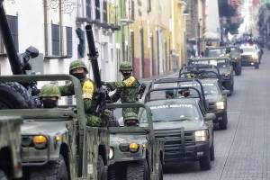 FOTOS: Sólo con militares, el minidesfile de este 16 de septiembre en Puebla