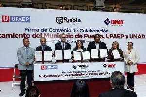 Claudia Rivera firma convenio de colaboración con universidades