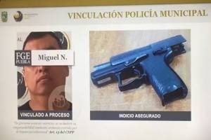 Por disparar ebrio y amagar a sus compañeros, vinculan a proceso a policía municipal de Puebla