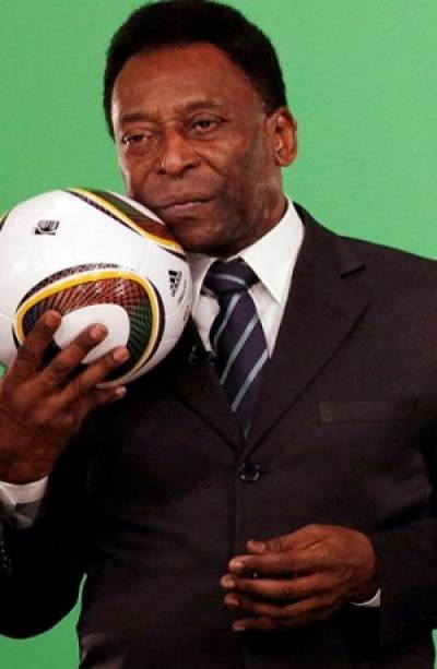 Hospitalizan de emergencia a Pelé en Brasil