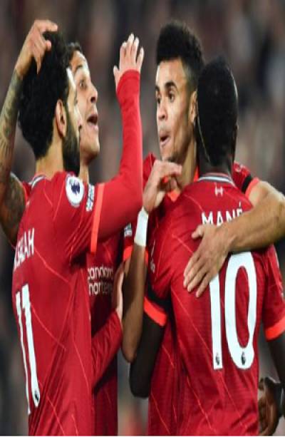 Liverpool golea 4-0 al Manchester United en la Premier League