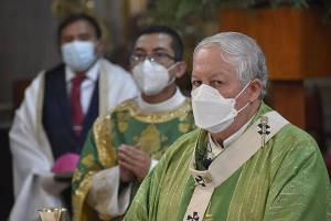 Arzobispo de Puebla pide a jóvenes dejar grupos delictivos