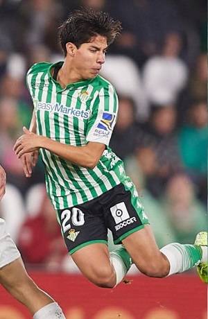 Diego Lainez anotó en goleada del Betis 4-0 sobre Antoniano